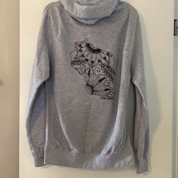 Wisconsin Sweatshirt - Picture 4 of 8